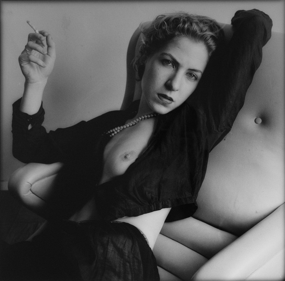 Armstong David, Rise in her chair, NYC by 