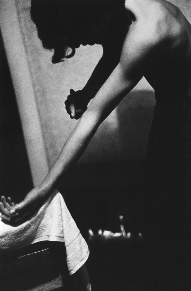 Skip Tapping Vein (from the series “Tulsa”) by Larry Clark