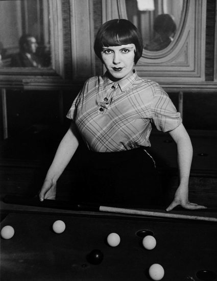 George Brassai, La fille de Joie au Billard Russe