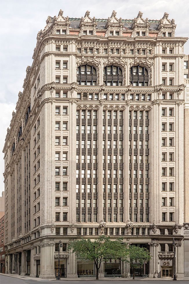 A photograph of the neo-renaissance style Emmet Building in New York City