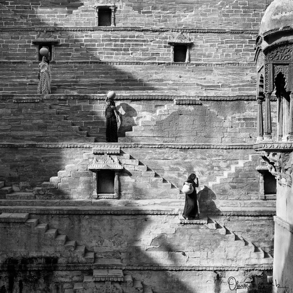 Stepwell by Oliver Klink