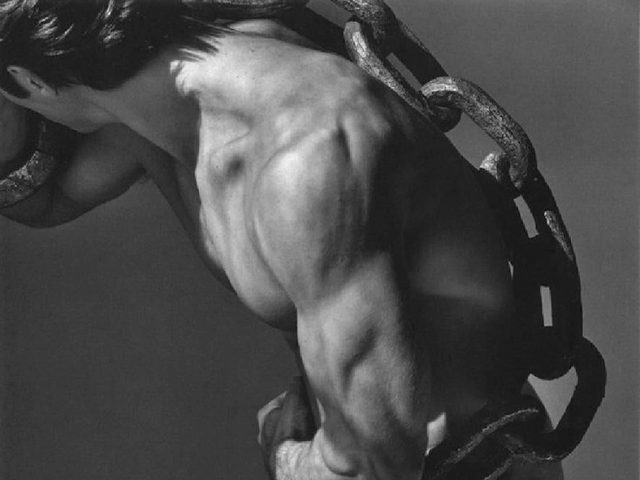 Herb Ritts, Man with Chain, Los Angeles