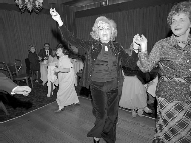 Meryl Meisler, Mom Dances with a Dollar on her Forehead at a Wedding, Sassy 70s