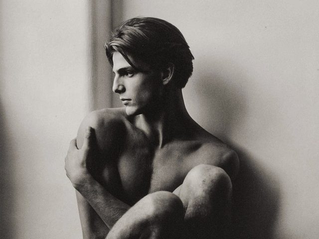 Herb Ritts, Stephano Seated