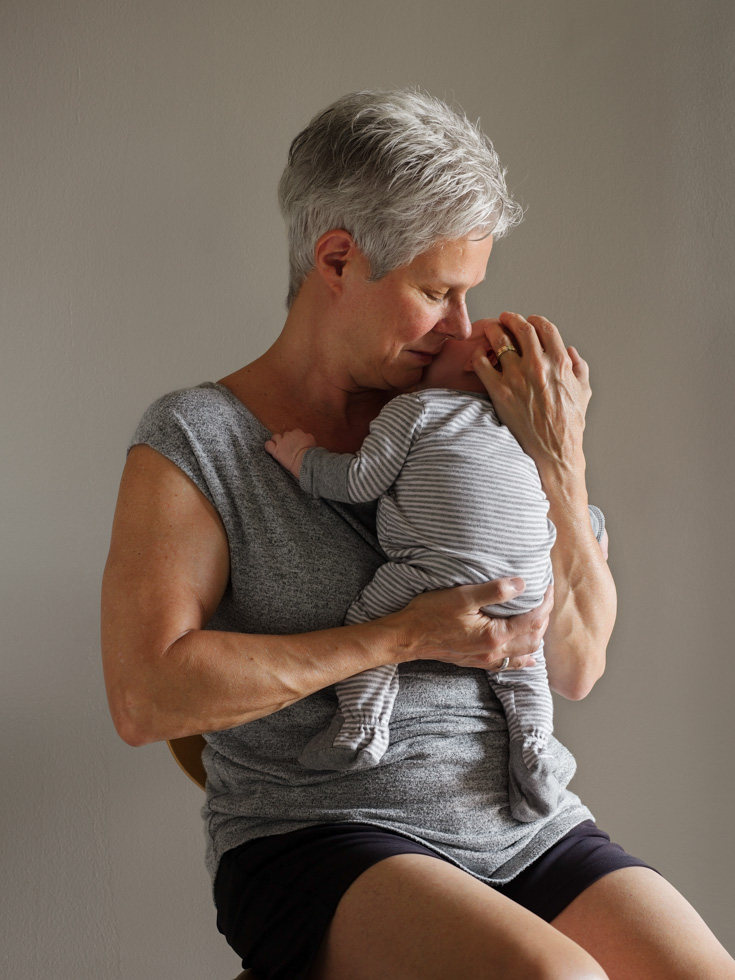 Jess T. Dugan, Mom holding Elinor (one month old), 2018